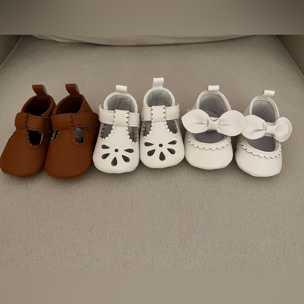 First Steps Baby Girl Crib shoes set of 3 size 1